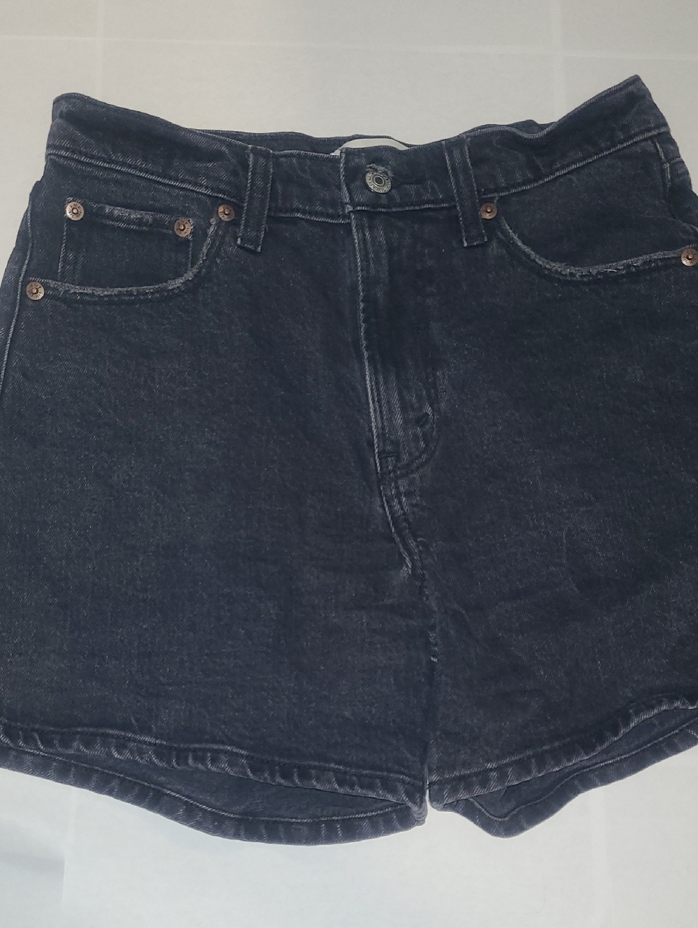 Abercrombie & Fitch The Dad Short High Rise
